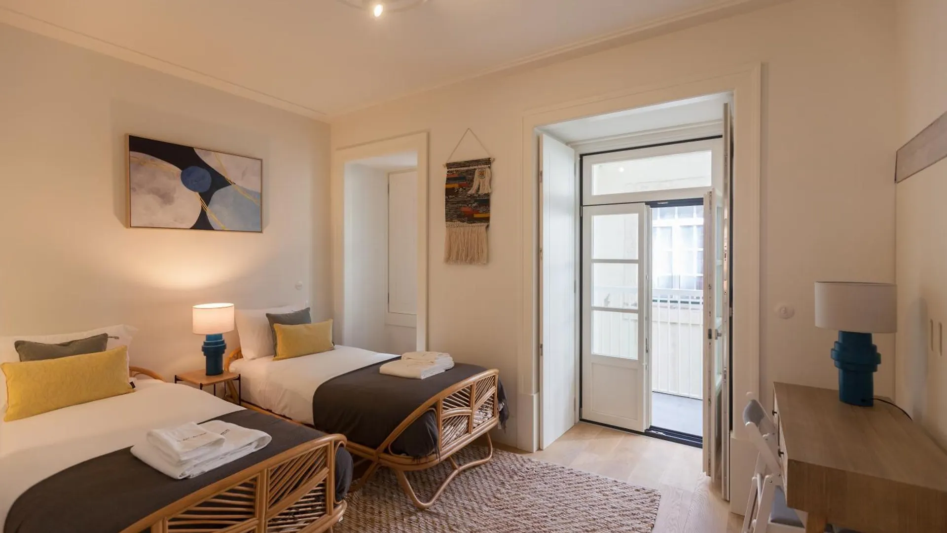 Flh Downtown Central Stylish Apartment Lisbon 0*,